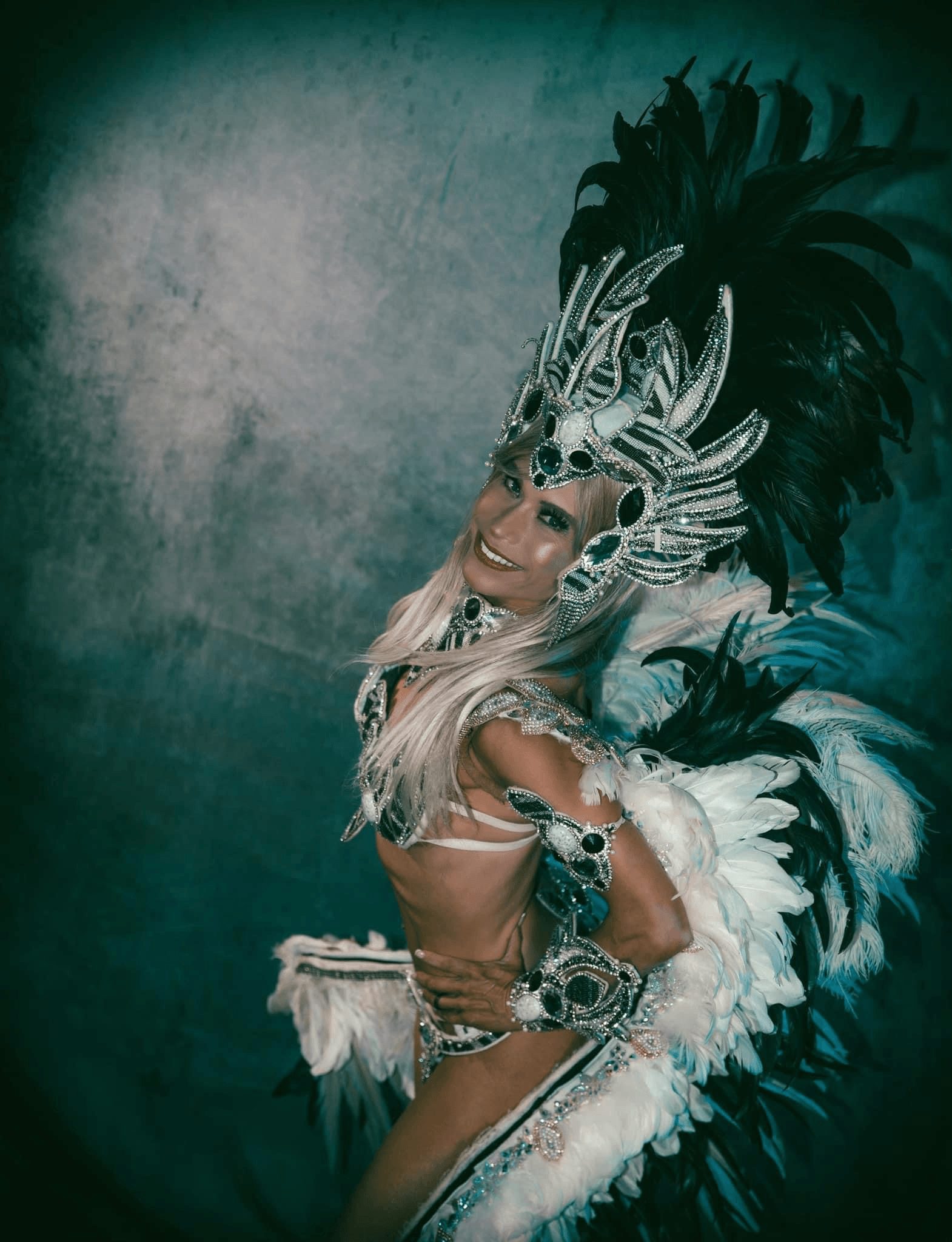 Jinsiy aloqa va musulmon ayollar Porno qiz konsolda oynaydi