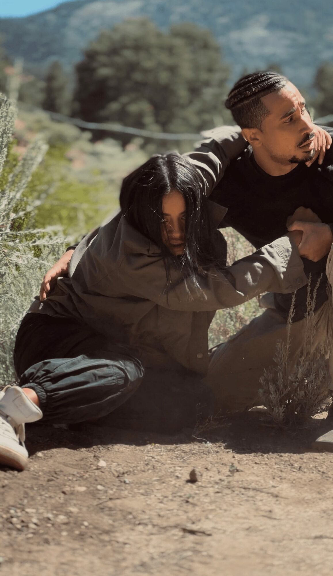 Qishloq pornosida guruh jinsiy aloqa